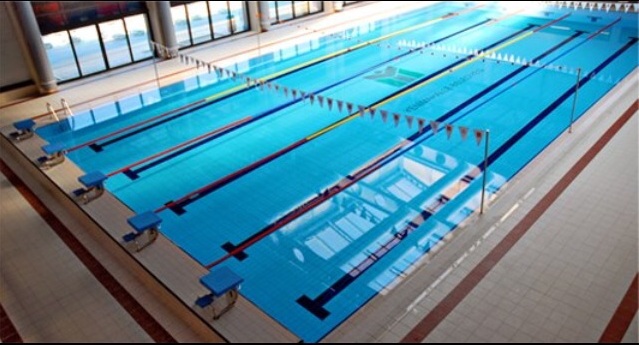 Yarı olimpik havuz